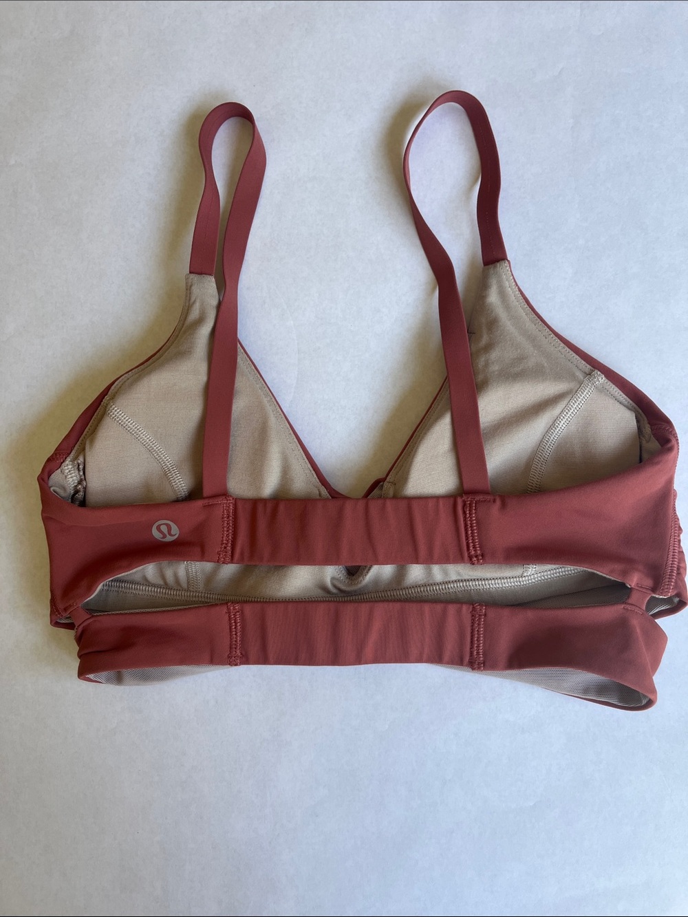 Lululemon Lean In Bra - Picture 2 of 6